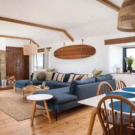 Porthcurno Barns, The Big Barn - Spacious & Cosy Cottage, Walk To Porthcurno Beach, Pedn Vouder & Minack Theatre